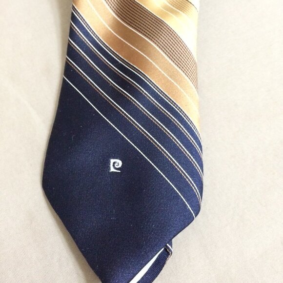 Vintage Pierre Cardin Tie Navy Beige 100% Polyester 3 in Wide - Picture 2 of 4